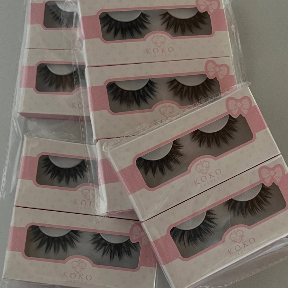 Black Lashes- Koko Demi G